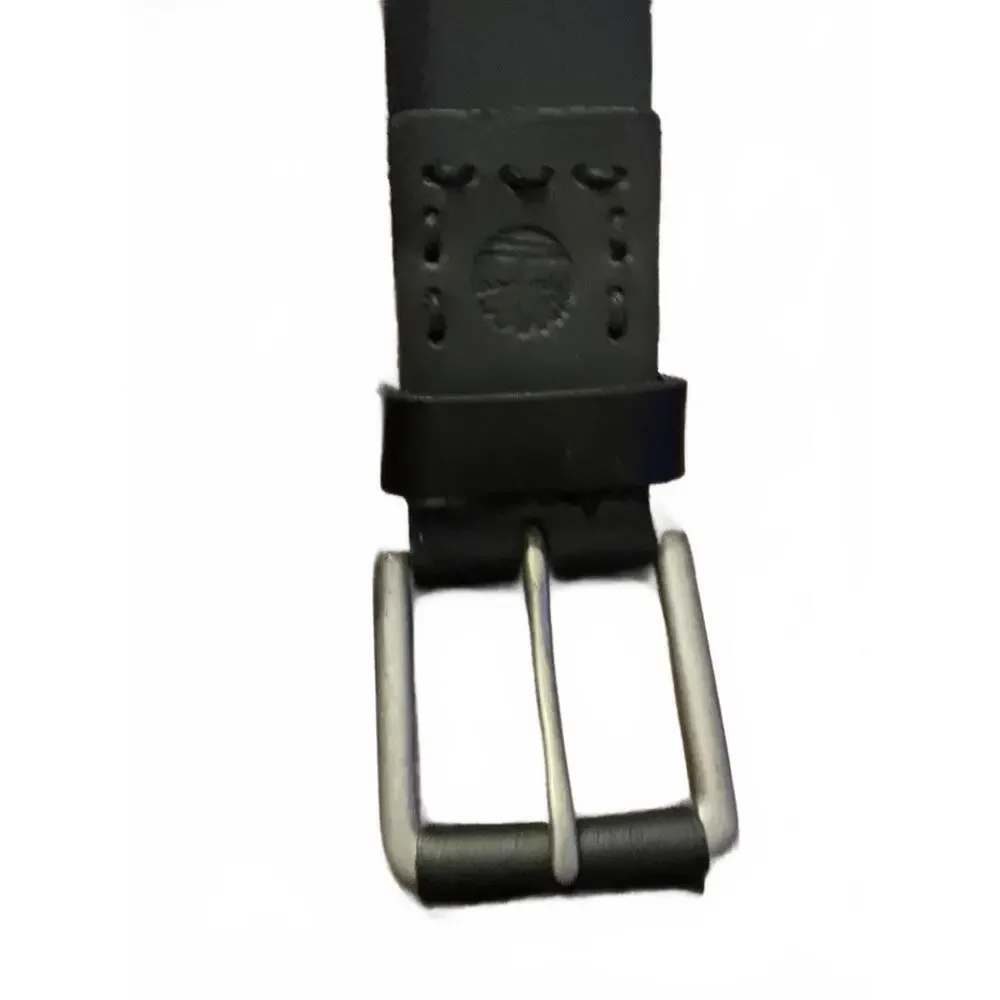Stylish Timberland Black Leather Belt with Metal Buckle